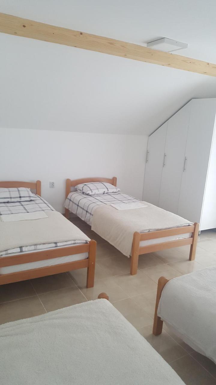 Hotel Pansion I Restoran ,, Pogled" Han Pijesak Exteriér fotografie