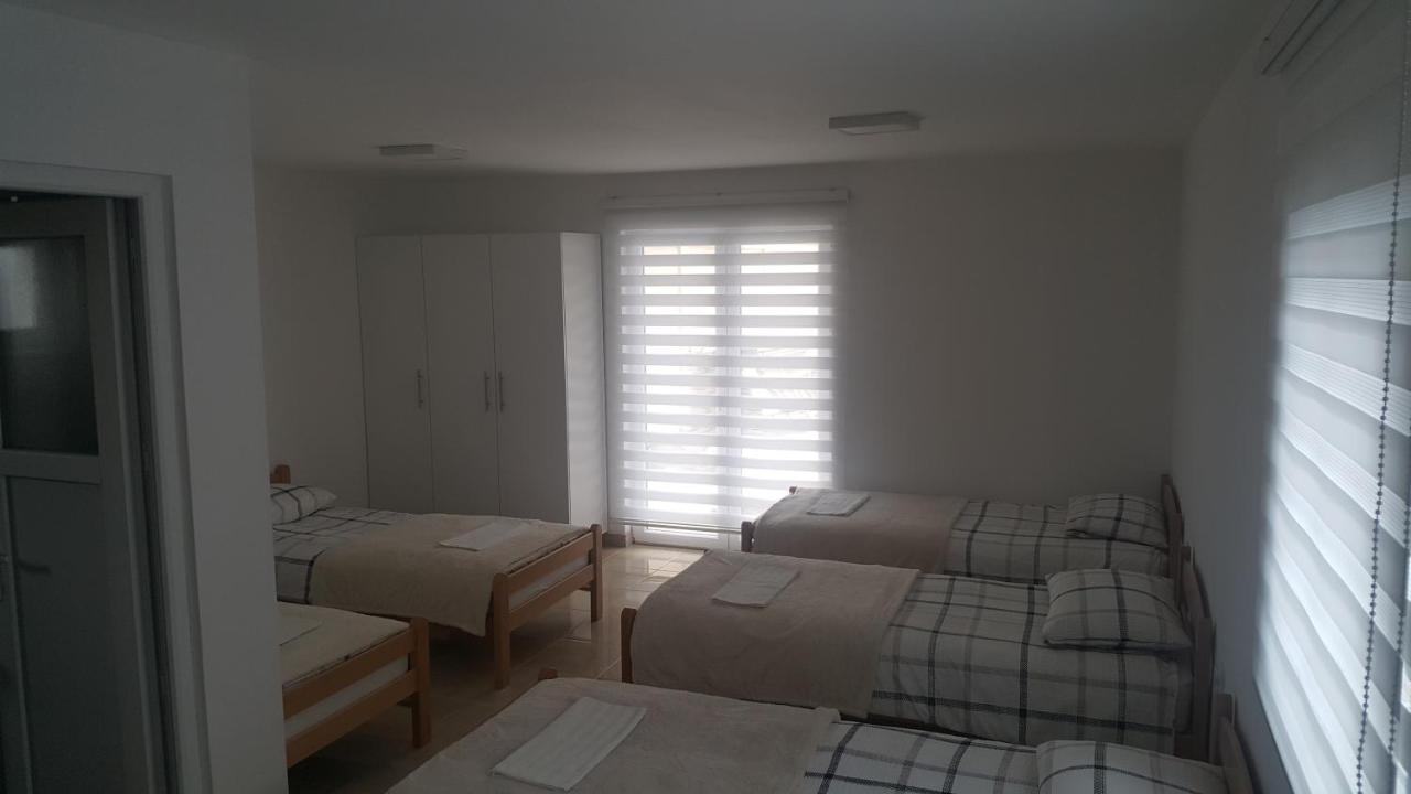 Hotel Pansion I Restoran ,, Pogled" Han Pijesak Exteriér fotografie